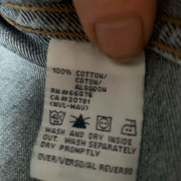 Tommy Hilfiger blue sleeveless denim vest, metal buttons, size Med - Picture 13 of 13